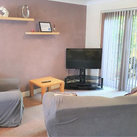 Friars Walk Houses With 2 Bedrooms, 2 Bathrooms, Fast Wi-Fi And Private Parking シッティングボーン エクステリア 写真