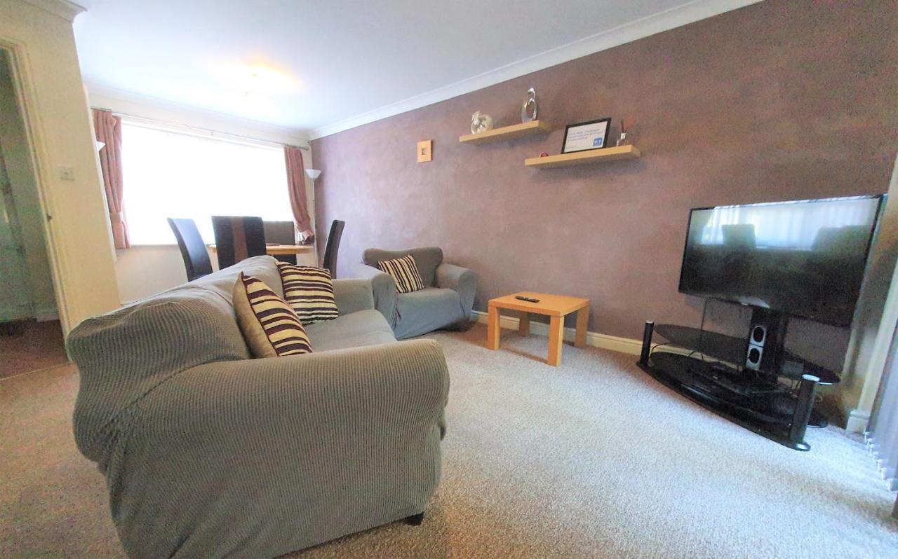 Friars Walk Houses With 2 Bedrooms, 2 Bathrooms, Fast Wi-Fi And Private Parking シッティングボーン エクステリア 写真