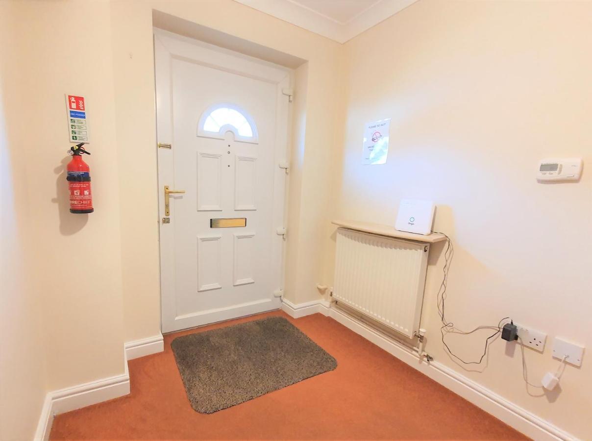 Friars Walk Houses With 2 Bedrooms, 2 Bathrooms, Fast Wi-Fi And Private Parking シッティングボーン エクステリア 写真